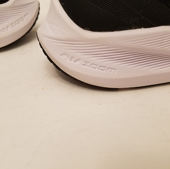 Nike Women's Winflo 7 CJ0302-005 Black White Anthracite Running Sneakers SZ 9.5 - Picture 14 of 16